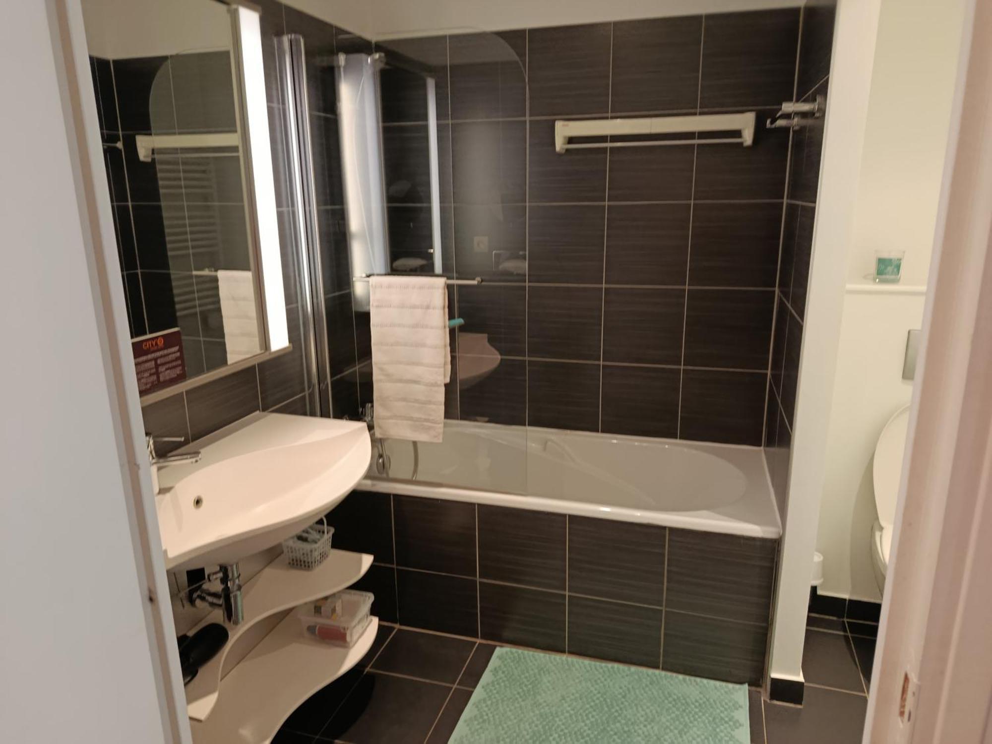 Au Pied De L'orne Appartement